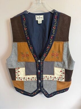 TanTrums Patchwork Floral Embroidered Wool Blend Vest Large fits size medium